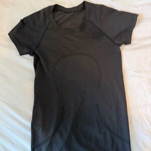 lululemon athletica Black Short Sleeve Tee